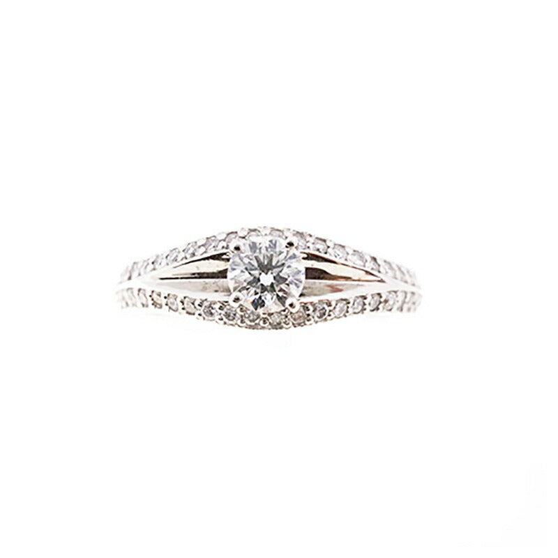 【jv445】 リング Pt900 プラチナ ダイヤモンド 0.262ct/0.25ct 12号 未使用【中古】レディース