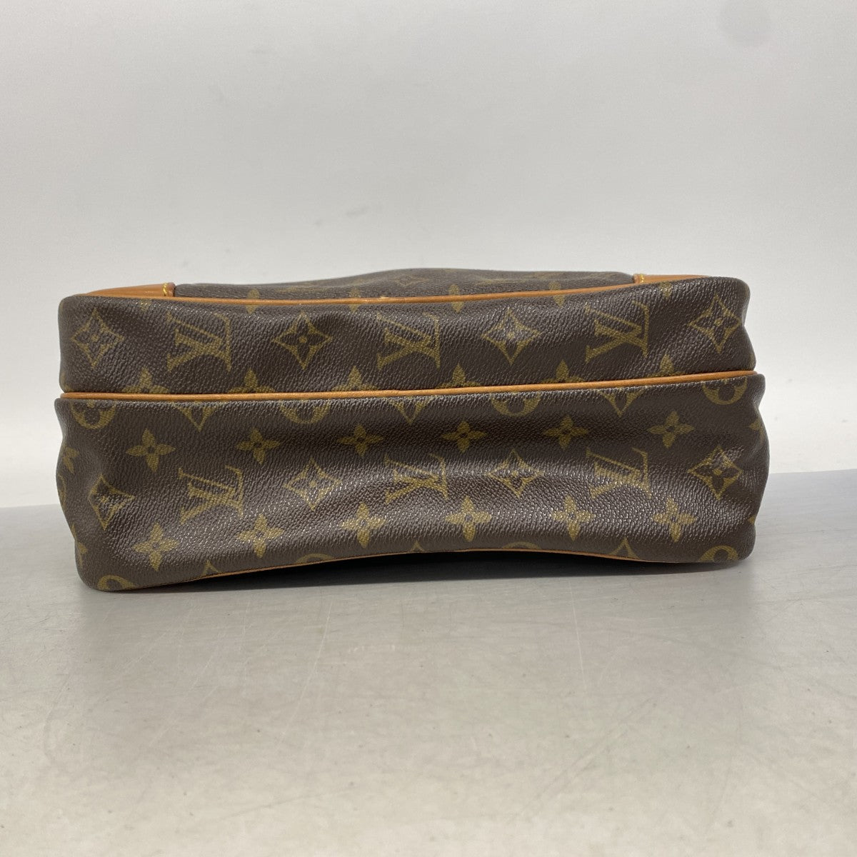 【5fc3087】ルイヴィトン ショルダーバッグ モノグラム ナイル M45244 ブラウン【中古】レディース