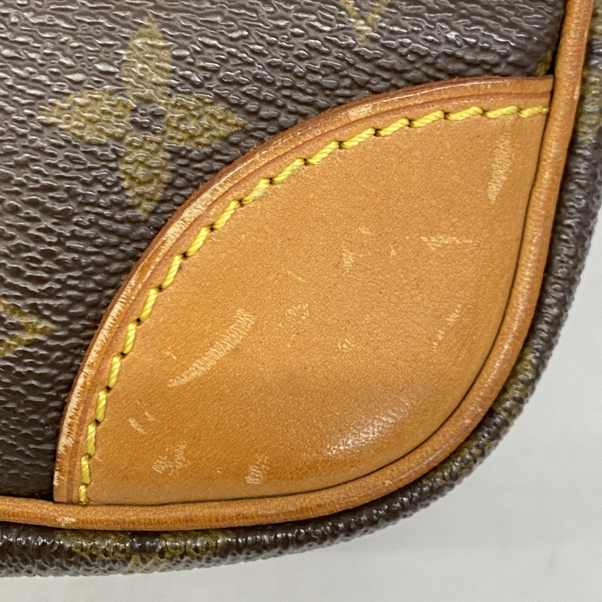 【5fc3087】ルイヴィトン ショルダーバッグ モノグラム ナイル M45244 ブラウン【中古】レディース