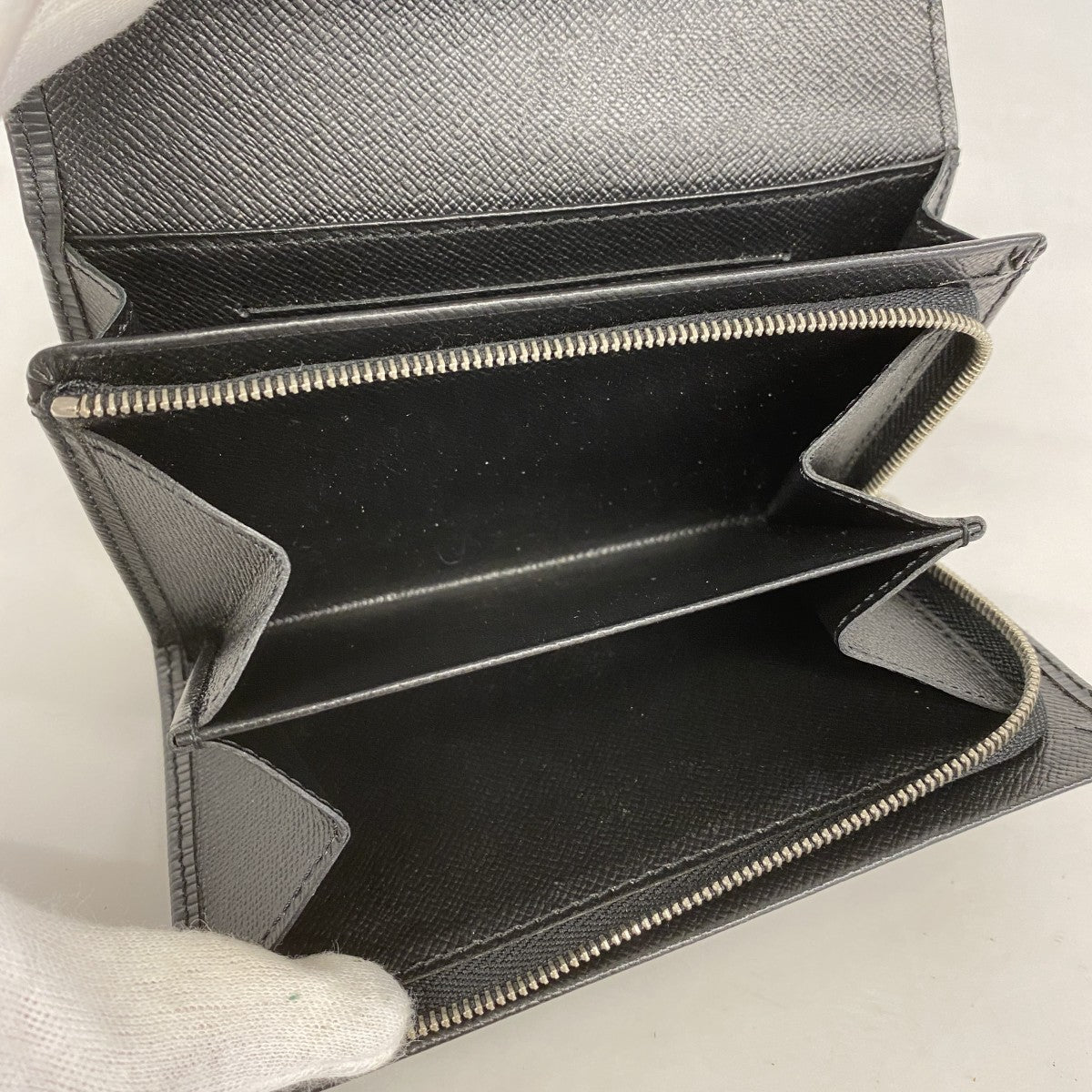 ★SALE【5gd5194-h】ルイヴィトン 財布 エピ ポルトフォイユトレゾール M63972 ノワール【中古】レディース