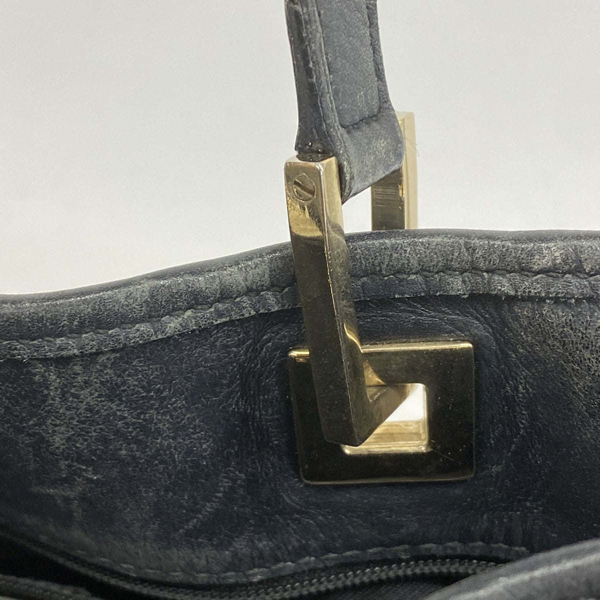★SALE【5gd5293-h】グッチ トートバッグ GGキャンバス 002 1098 キャンバス ブラック シャンパンゴールド金具【中古】レディース