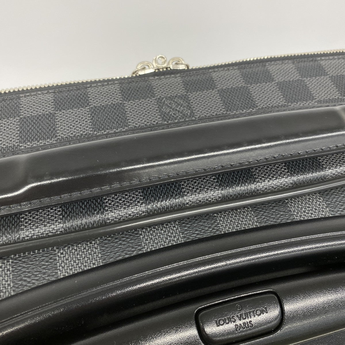 【5gd5299-h】ルイヴィトン キャリーバッグ ダミエ・グラフィット ペガス55 N23299 ブラック【中古】メンズ
