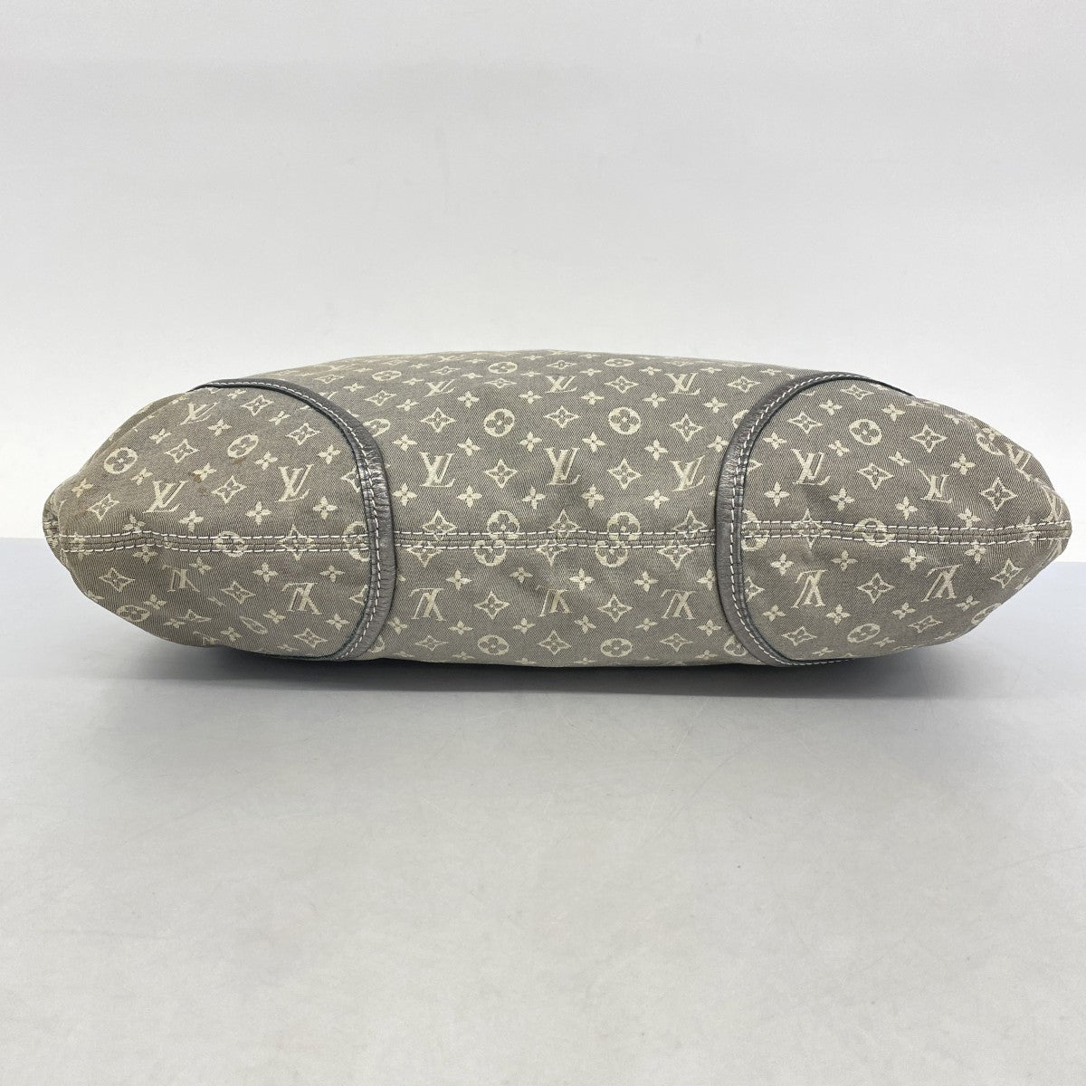 ★SALE【5gd5378-h】ルイヴィトン ショルダーバッグ マノンMM M95618 プラティーヌ【中古】レディース
