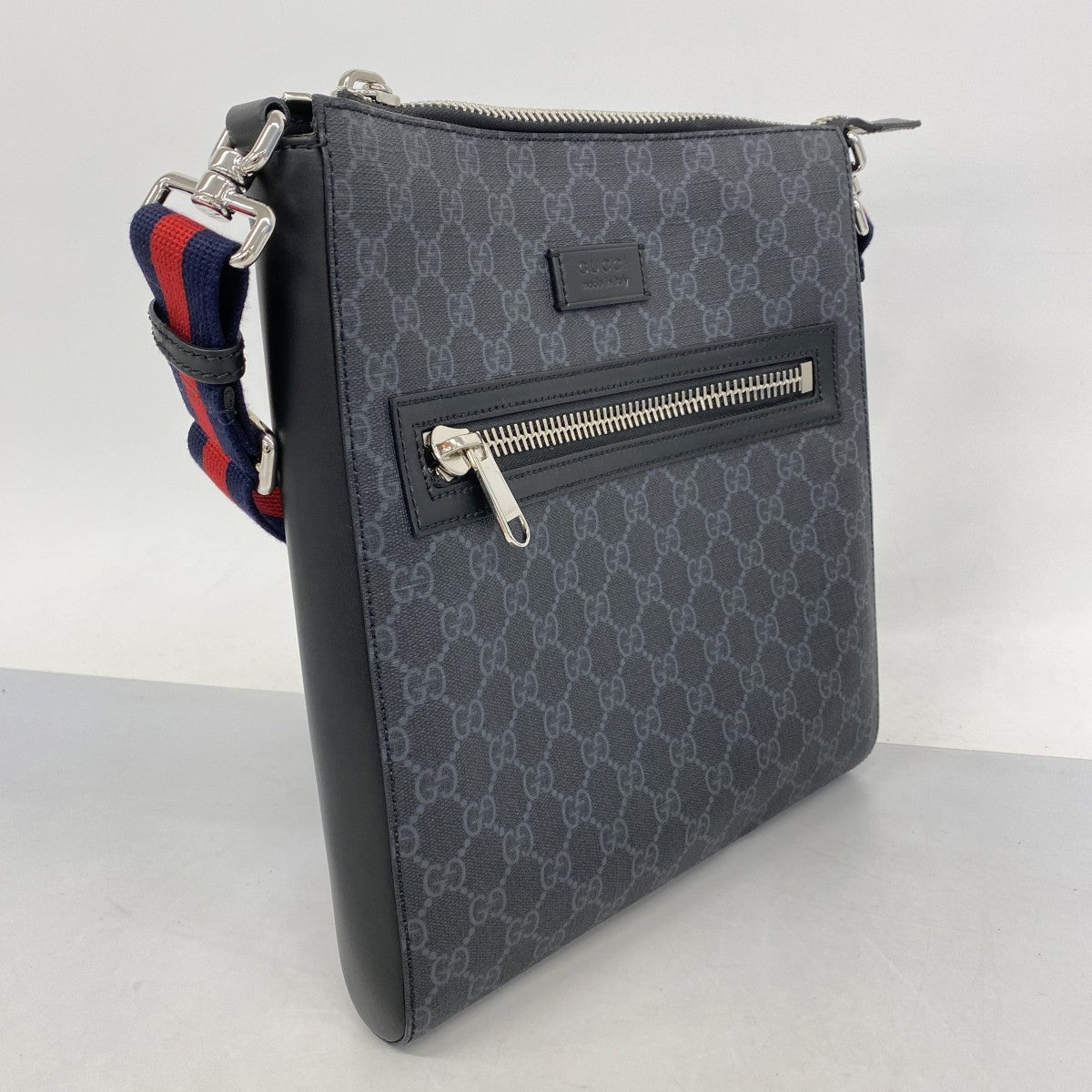 ★SALE【5gd5407-h】グッチ ショルダーバッグ GGスプリーム 474137 PVC ブラック シルバー金具【中古】メンズ