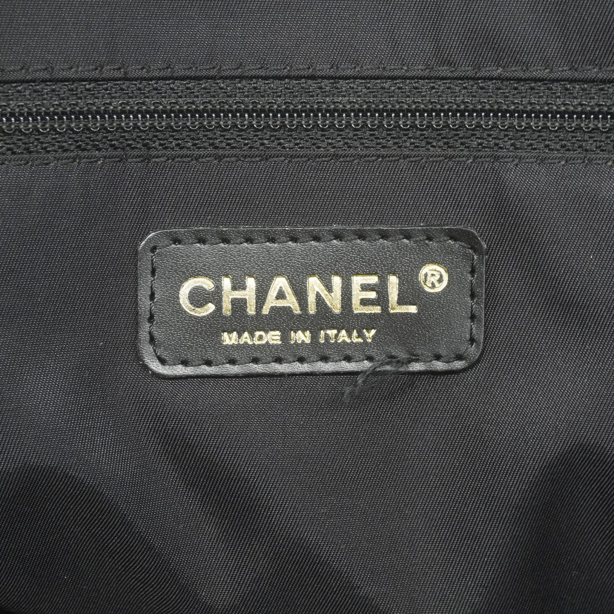 【5gd5429-h】シャネル トートバッグ ニュートラベル ナイロン ブラック シャンパンゴールド金具【中古】レディース