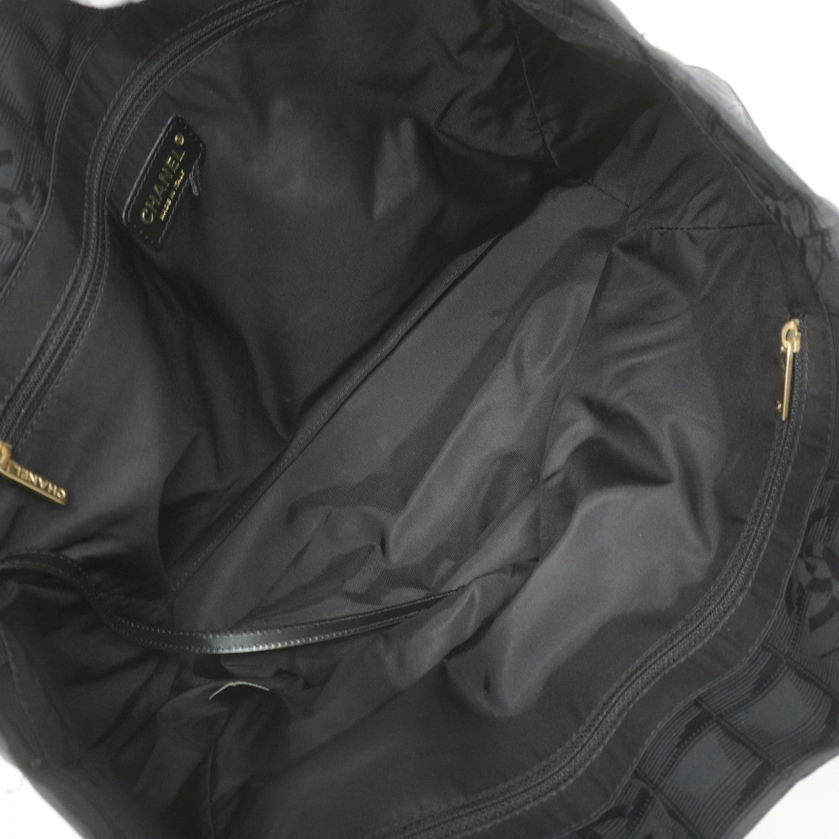 【5gd5429-h】シャネル トートバッグ ニュートラベル ナイロン ブラック シャンパンゴールド金具【中古】レディース
