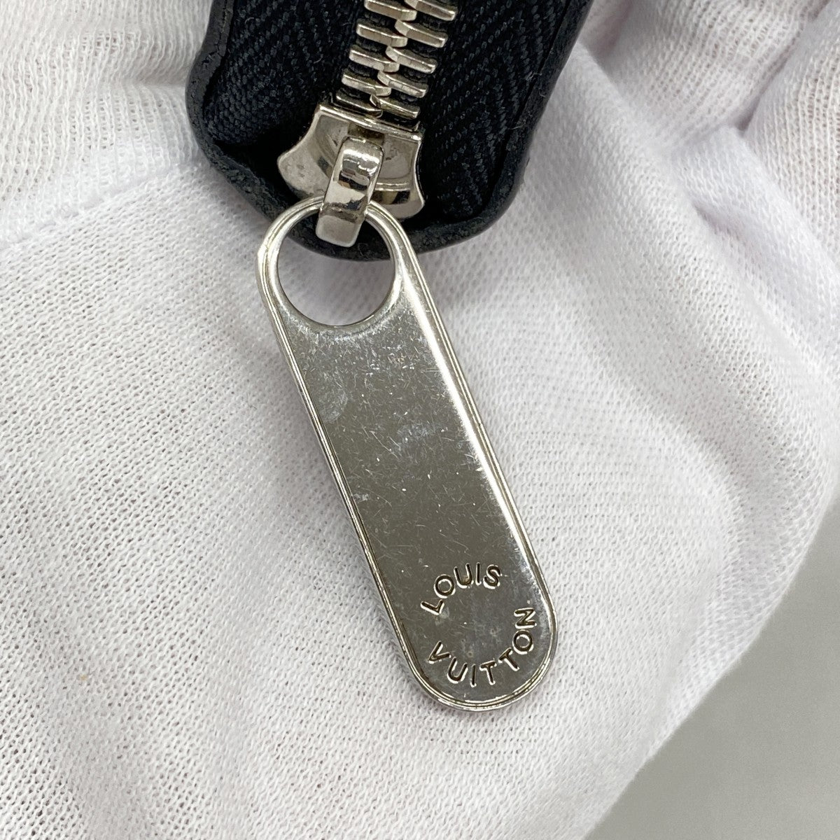 【5gd5519-h】ルイヴィトン 長財布 エピ ジッピーウォレット M60072 ノワール【中古】レディース