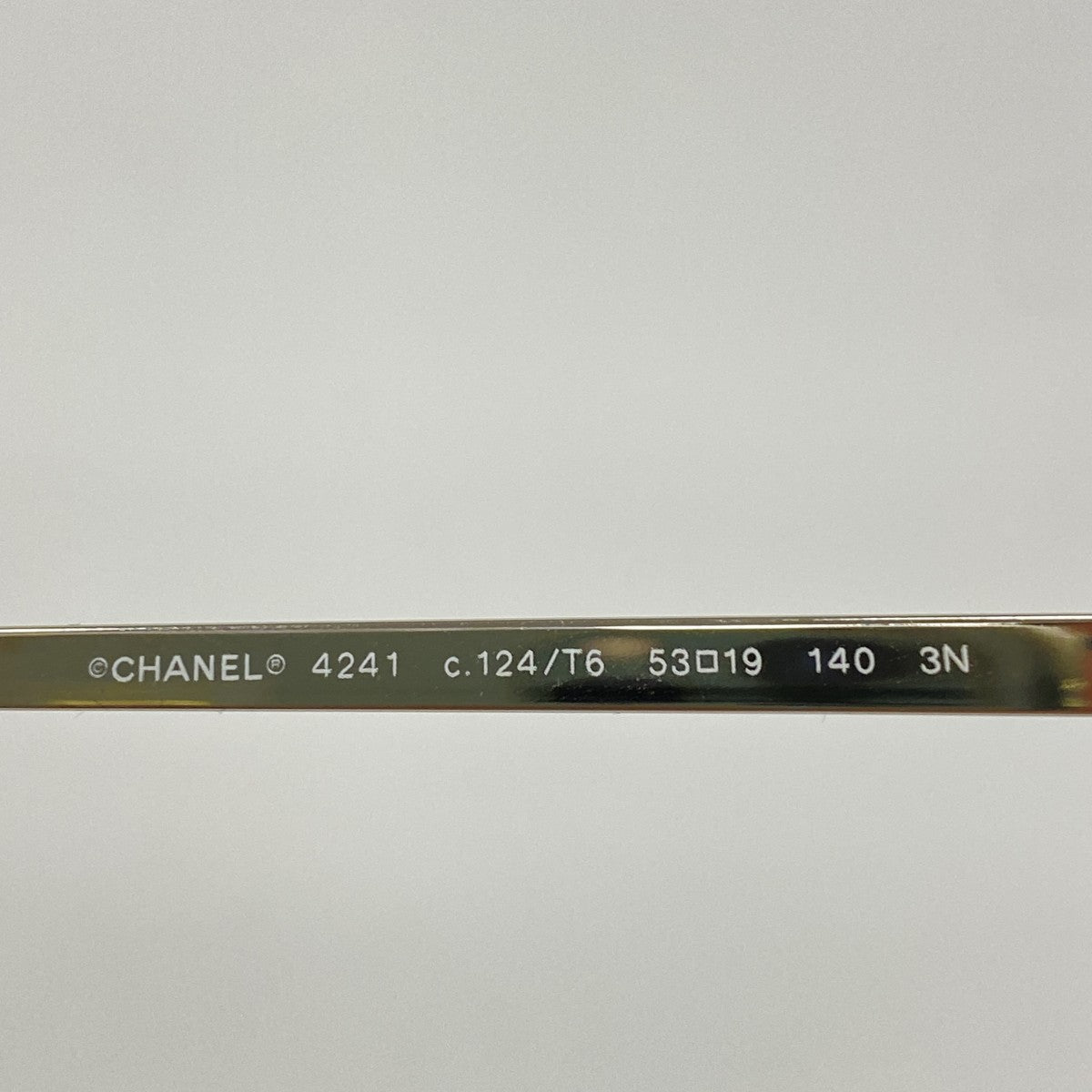 【5ge5650-h】シャネル サングラス 4241 プラスチック シャンパンゴールド シルバー金具【中古】レディース