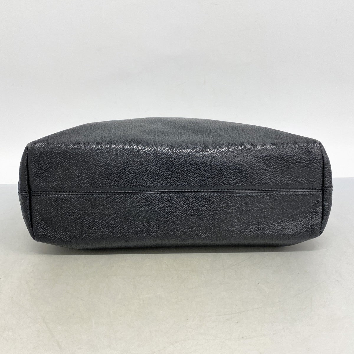 【5ge5675-h】シャネル トートバッグ キャビアスキン ブラック ゴールド金具【中古】レディース