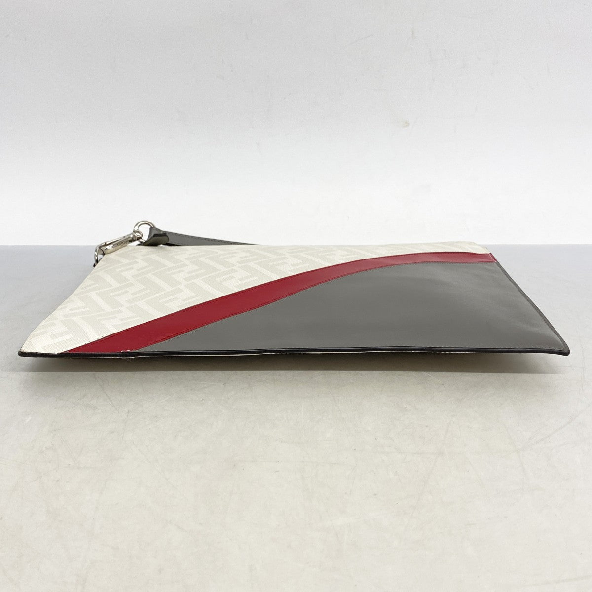 ★SALE【5ge5679-h】フェンディ クラッチバッグ ズッキーノ PVC ホワイト グレー レッド シルバー金具【中古】メンズ