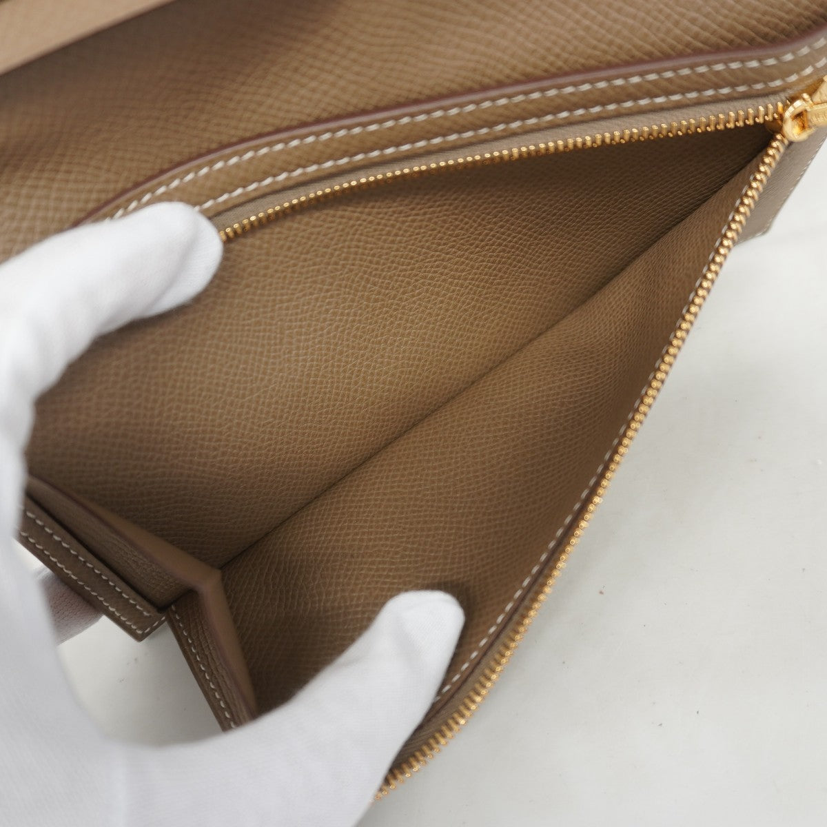 【5ge5811-h】エルメス 長財布 ベアンスフレ ヴォーエプソン エトゥープ ゴールド金具 C刻印【中古】メンズ レディース ユニセックス