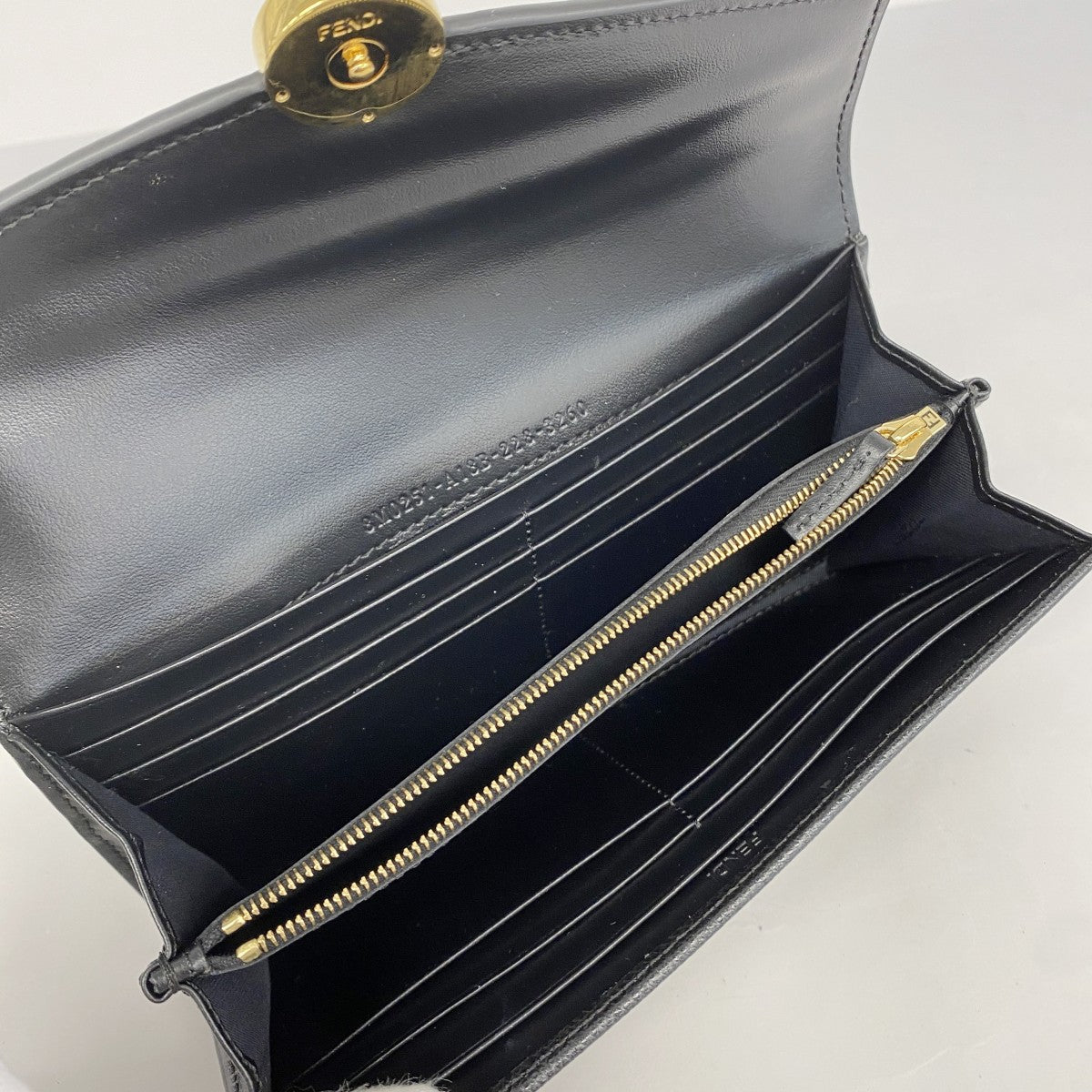 ★在庫処分★最終価格★SALE【5hb0530-h】フェンディ 長財布 レザー ブラック ゴールド金具【中古】レディース