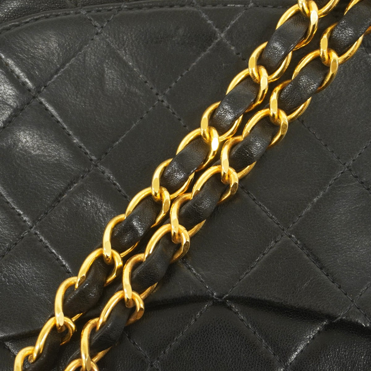 ★SALE【5hb0572-h】シャネル ショルダーバッグ マトラッセ Wフラップ Wチェーン ラムスキン ブラック ゴールド金具【中古】レディース
