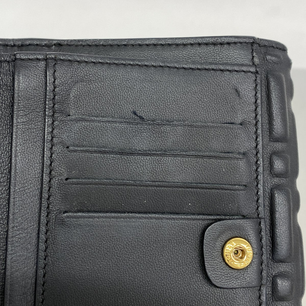 ★最終価格★SALE【5hb1598】フェンディ 財布 レザー ブラック ゴールド金具【中古】レディース