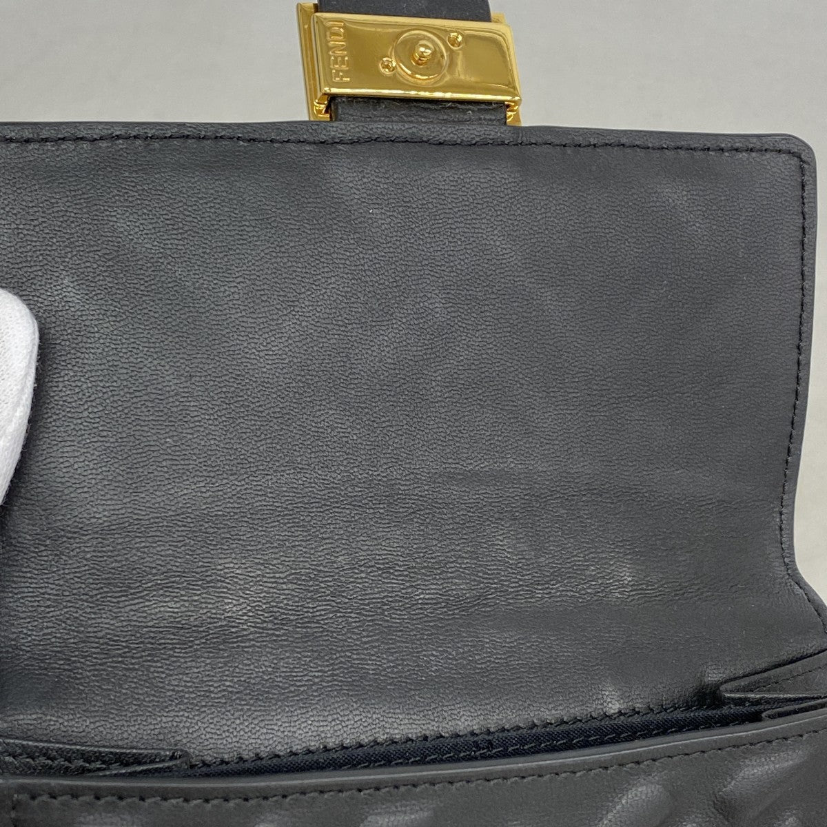★最終価格★SALE【5hb1598】フェンディ 財布 レザー ブラック ゴールド金具【中古】レディース