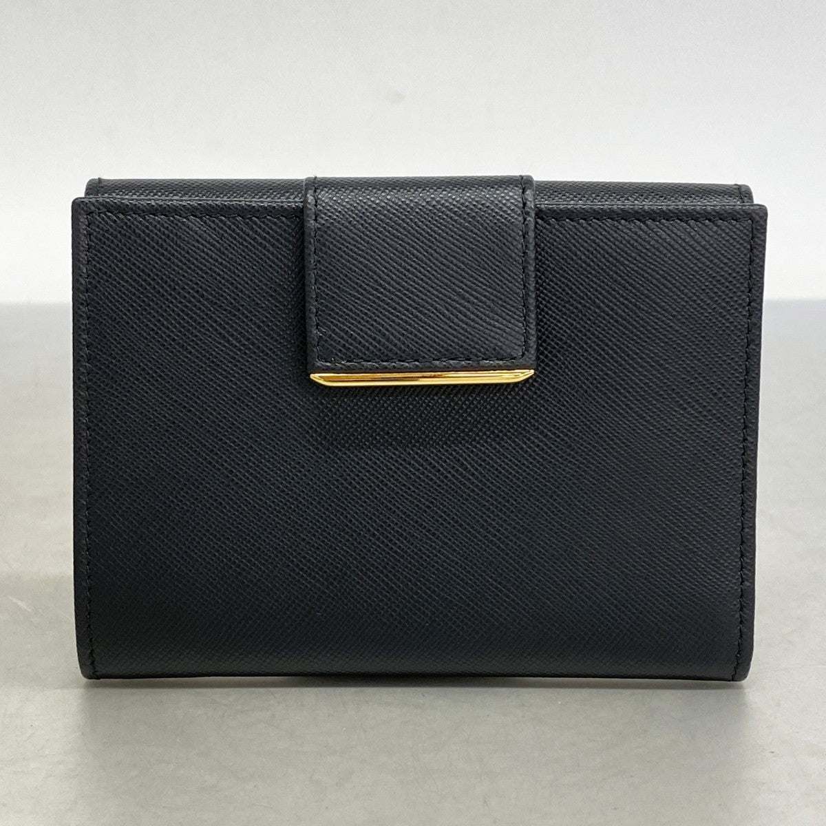 ★最終価格★SALE【5hb1719-h】プラダ 財布 レザー ブラック ゴールド金具【中古】レディース