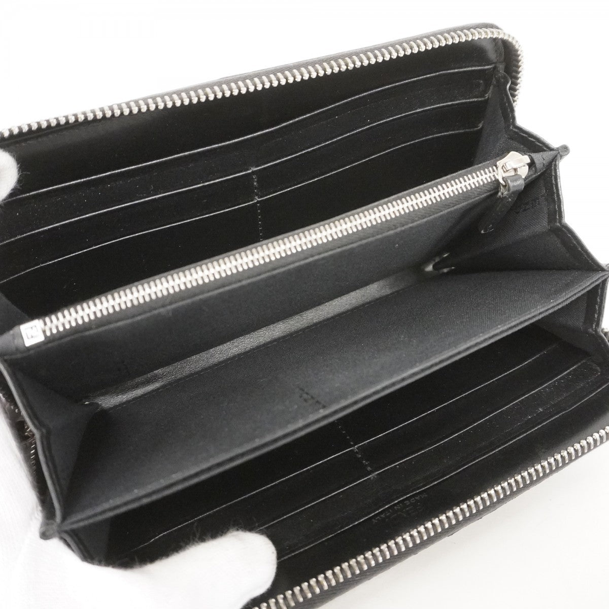 ★SALE【5hd3183】フェンディ 長財布 ズッカ PVC ブラウン ブラック レッド シルバー金具【中古】レディース