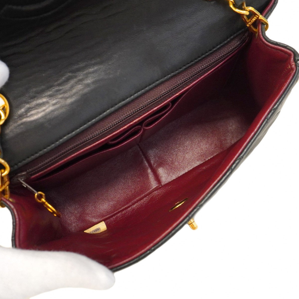 【5hd3219】シャネル ショルダーバッグ ミニマトラッセ チェーンショルダー ラムスキン ブラック ゴールド金具【中古】レディース