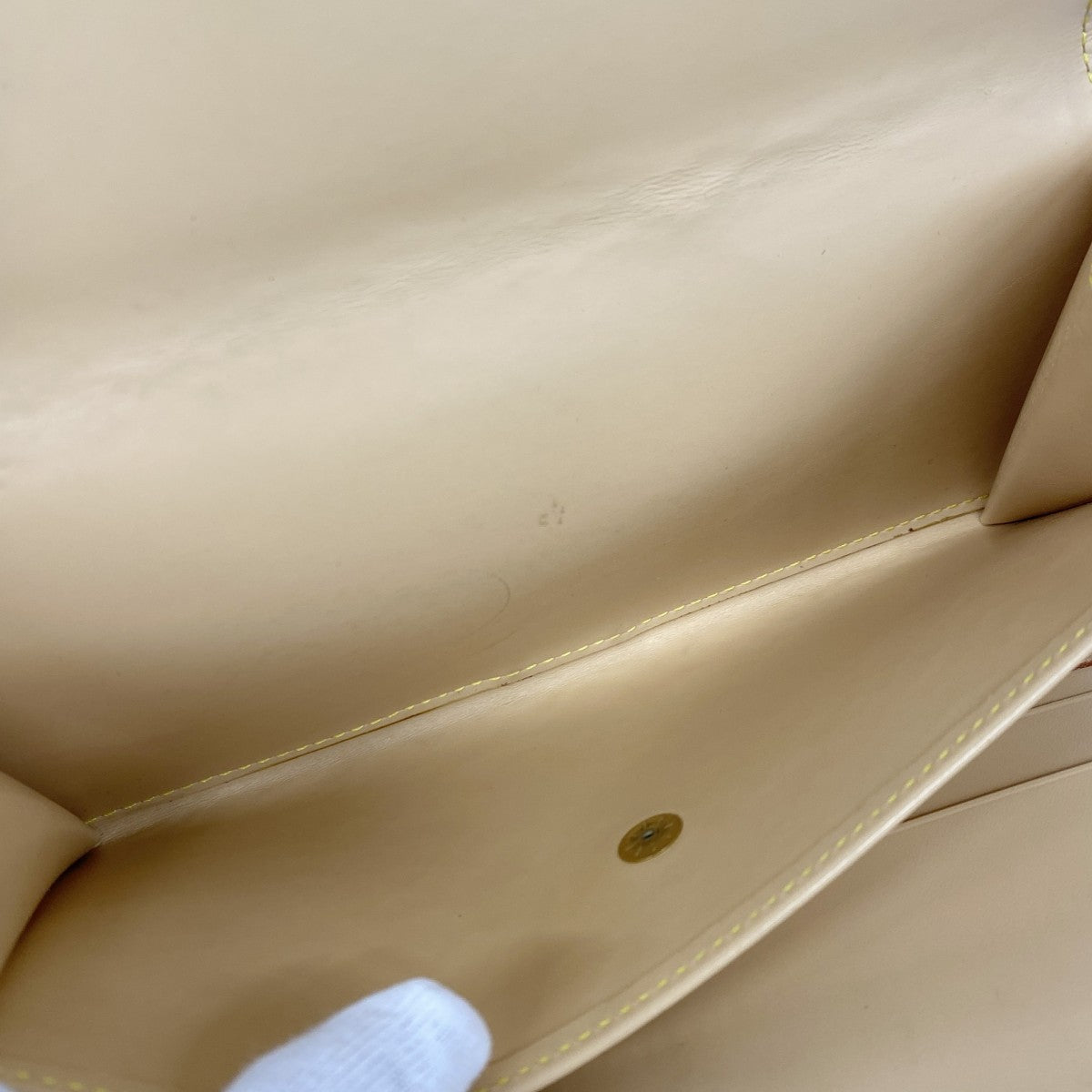 【5hd3826-h】ルイヴィトン 三つ折り長財布 モノグラム・マルチカラー ポルトトレゾールインターナショナル M92658 ノワール【中古】レディース