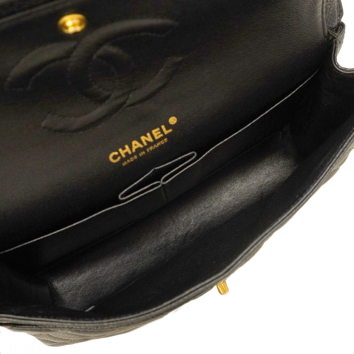 【5hd3940-h】シャネル ショルダーバッグ マトラッセ Wフラップ Wチェーン キャビアスキン ブラック ゴールド金具【中古】レディース
