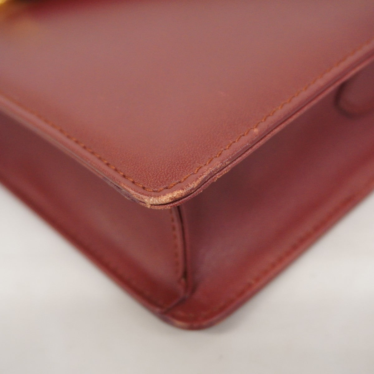 【5hd3943-h】カルティエ ショルダーバッグ マスト レザー ボルドー ゴールド金具【中古】レディース