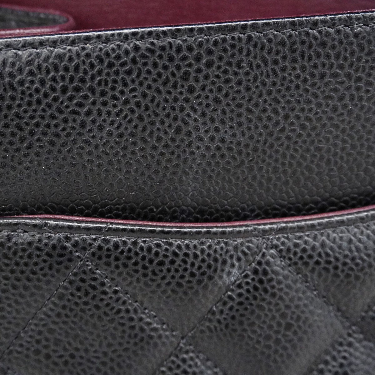 【5hd4082-h】シャネル ショルダーバッグ デカマトラッセ Wフラップ Wチェーン キャビアスキン ブラック ゴールド金具【中古】レディース