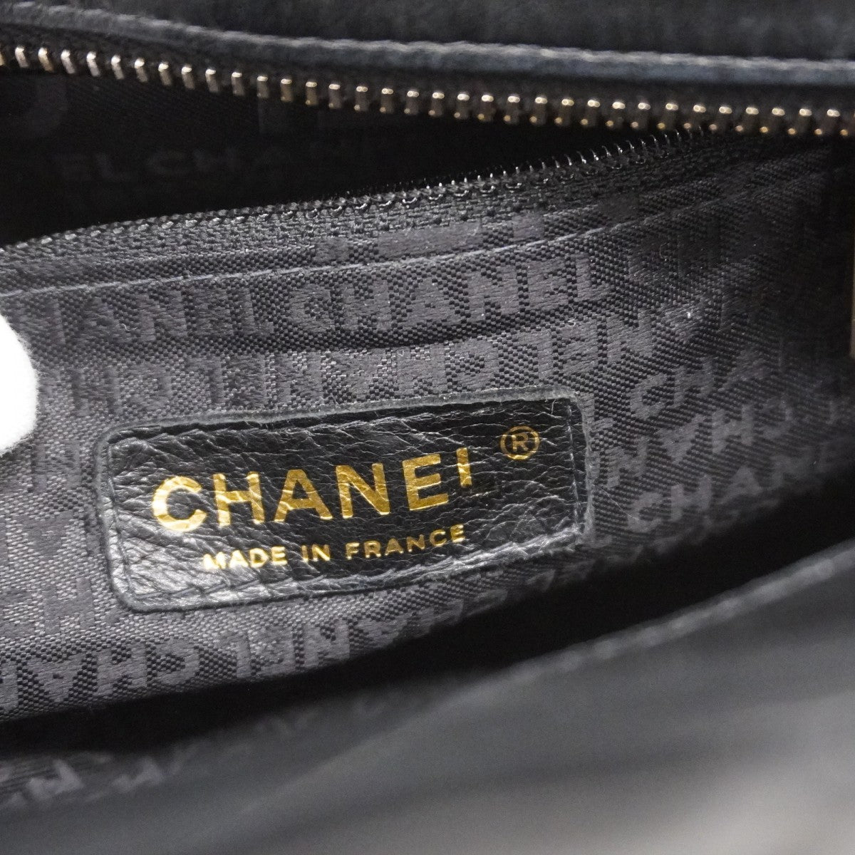 【5hd4115-b-h】シャネル トートバッグ チョコバー ラムスキン ブラック シャンパンゴールド金具【中古】レディース
