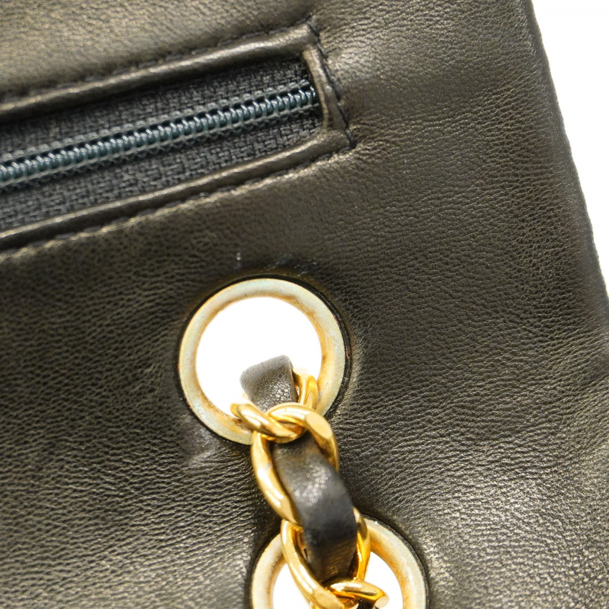 【5he4844-h】シャネル ショルダーバッグ マトラッセ Wフラップ Wチェーン ラムスキン ブラック ゴールド金具【中古】レディース