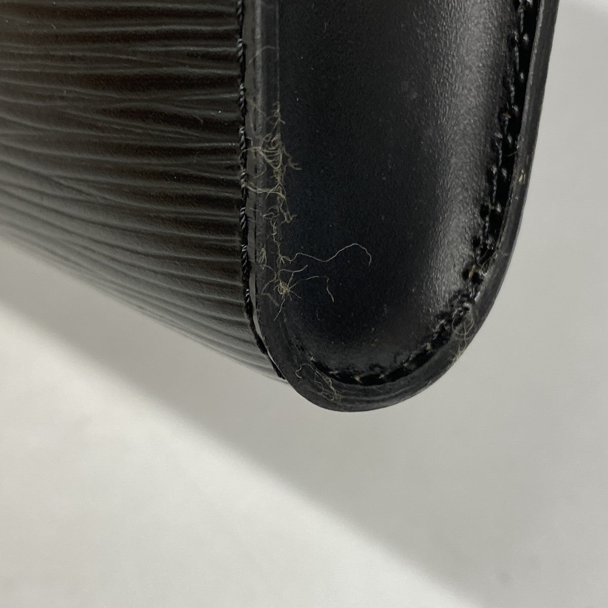 【5he4924-h】ルイヴィトン ショルダーバッグ エピ アルシュ M52572 ノワール【中古】レディース