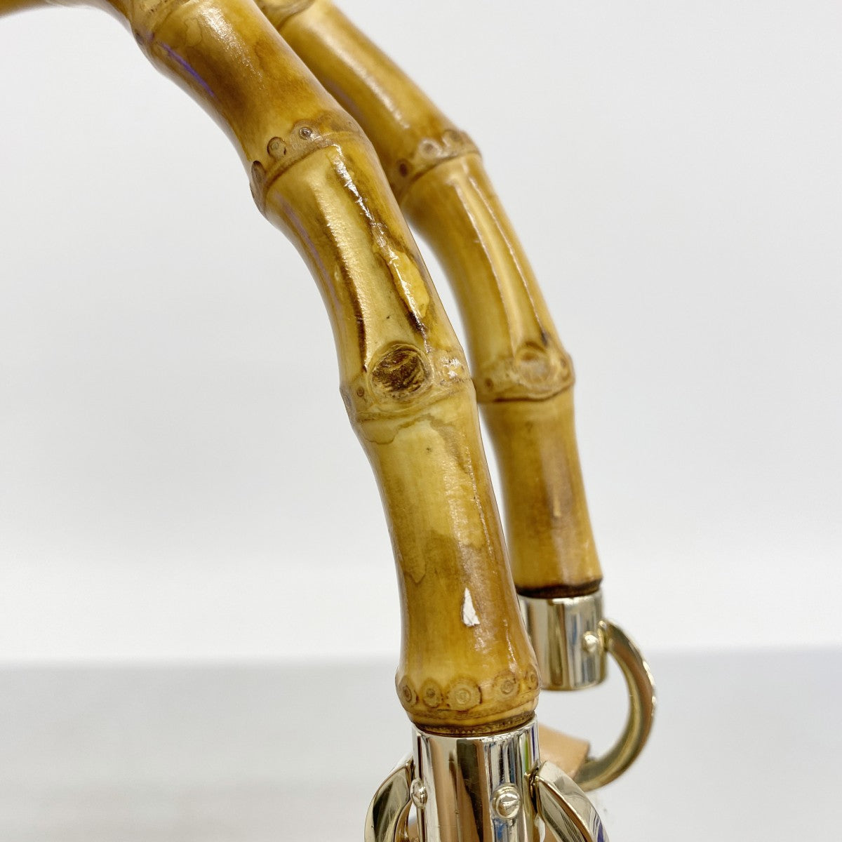 【5he5297-h】グッチ ハンドバッグ バンブー フローラ 137395 キャンバス ベージュ マルチカラー ゴールド金具【中古】レディース