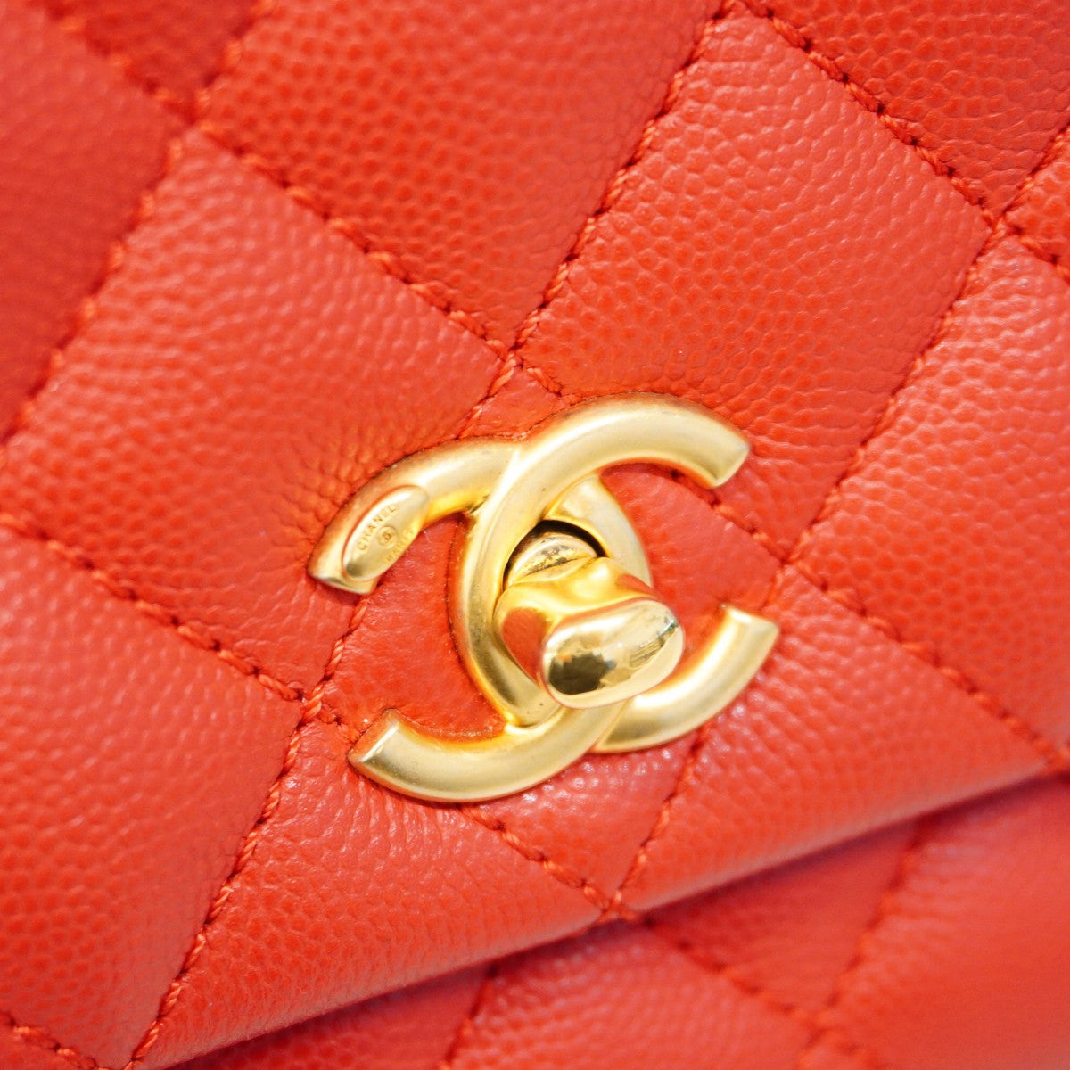 【5he5327-h】シャネル ハンドバッグ マトラッセ チェーンショルダー キャビアスキン レッド ゴールド金具【中古】レディース