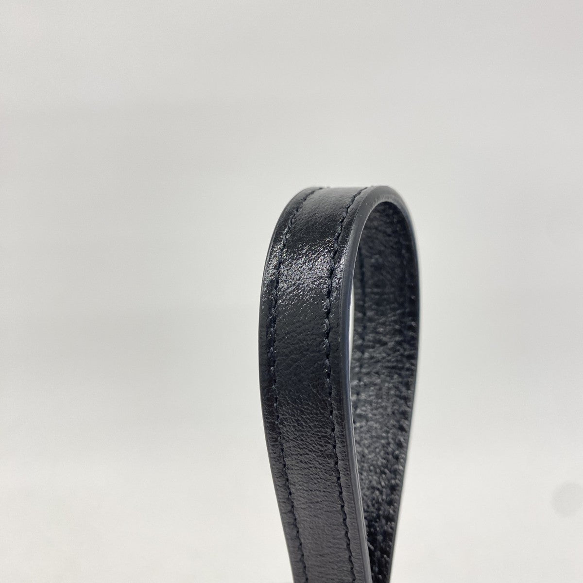 【5he5339-b-h】グッチ ショルダーバッグ GGキャンバス GGマーモント 447632 キャンバス ブラウン ブラック ゴールド金具【中古】レディース