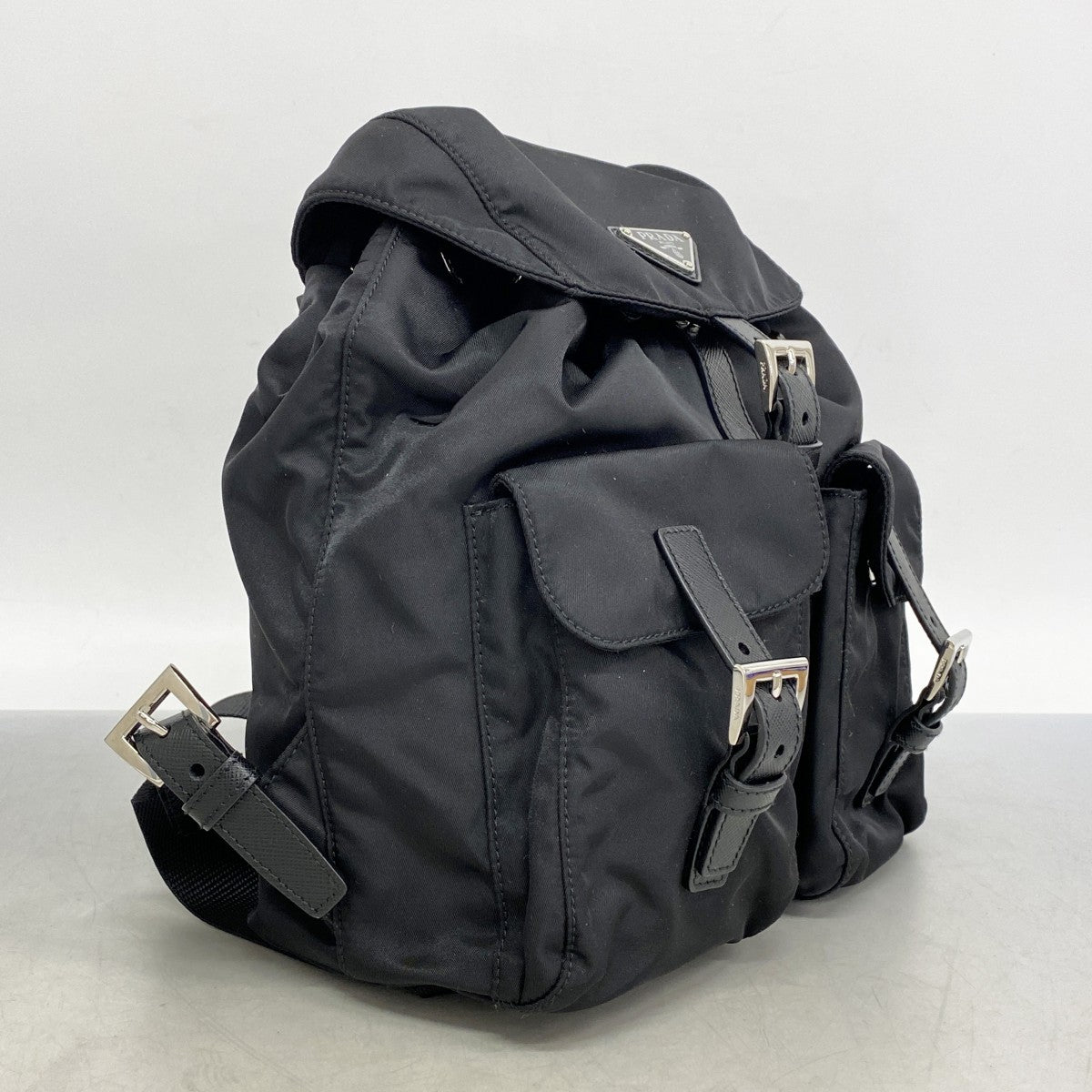 【5he5413-h】プラダ リュック・デイパック ナイロン ブラック シルバー金具【中古】レディース