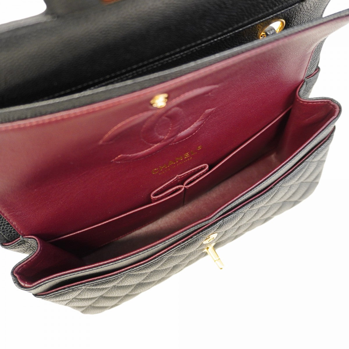【5he5436-h】シャネル ショルダーバッグ マトラッセ Wフラップ Wチェーン キャビアスキン ブラック ゴールド金具【中古】レディース