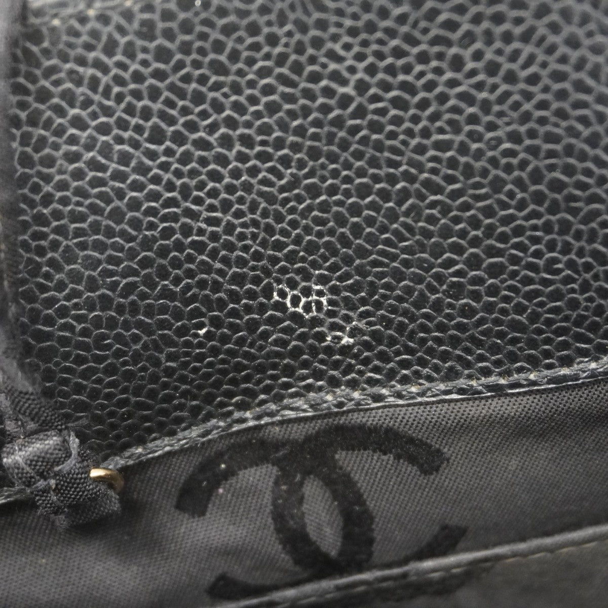 【5he5451-h】シャネル ショルダーバッグ チョコバー チェーンショルダー キャビアスキン ブラック ゴールド金具【中古】レディース