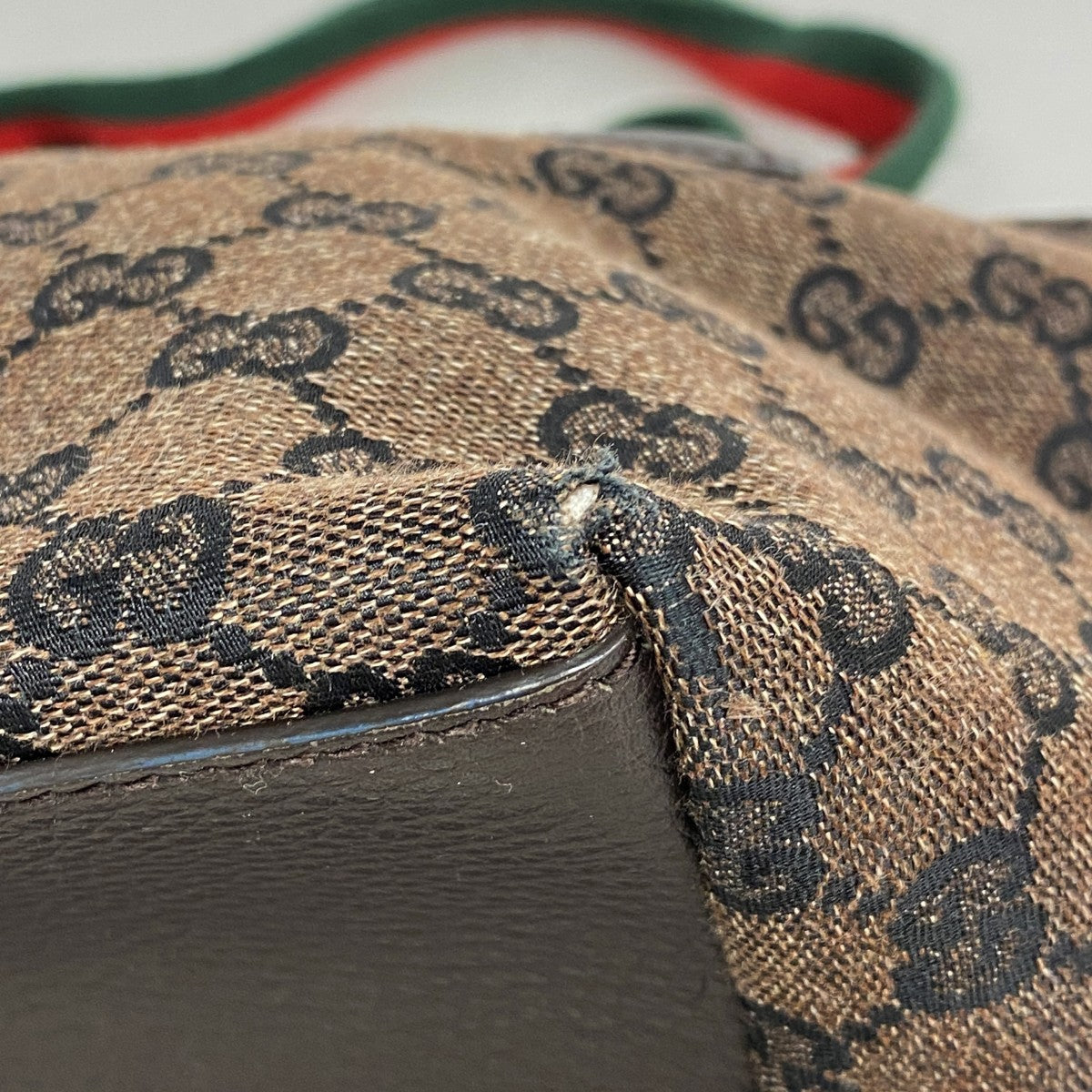 【5he5528-h】グッチ ハンドバッグ GGキャンバス/シェリーライン 374433 キャンバス ブラック ブラウン シルバー金具【中古】レディース