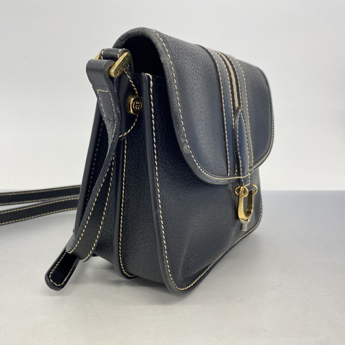 【5he5565-h】グッチ ショルダーバッグ 007 261 0715 レザー ブラック ゴールド金具【中古】レディース