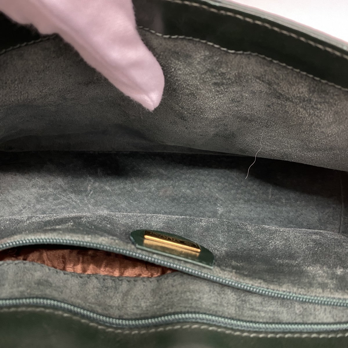【5he5832】グッチ ショルダーバッグ 001 86 1198 レザー グリーン ゴールド金具【中古】レディース