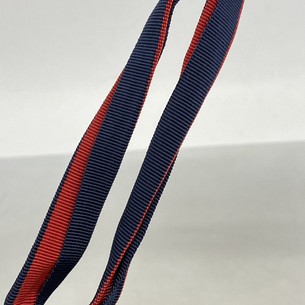 【5he5833】グッチ ショルダーバッグ シルヴィ 421882 レザー ブラック ゴールド金具【中古】レディース