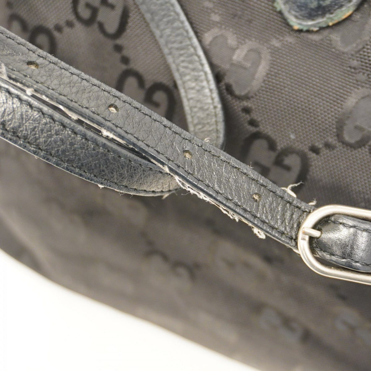【5ia0316】グッチ トートバッグ オフザグリッド 630353 ナイロンキャンバス レザー ブラック シルバー金具【中古】メンズ