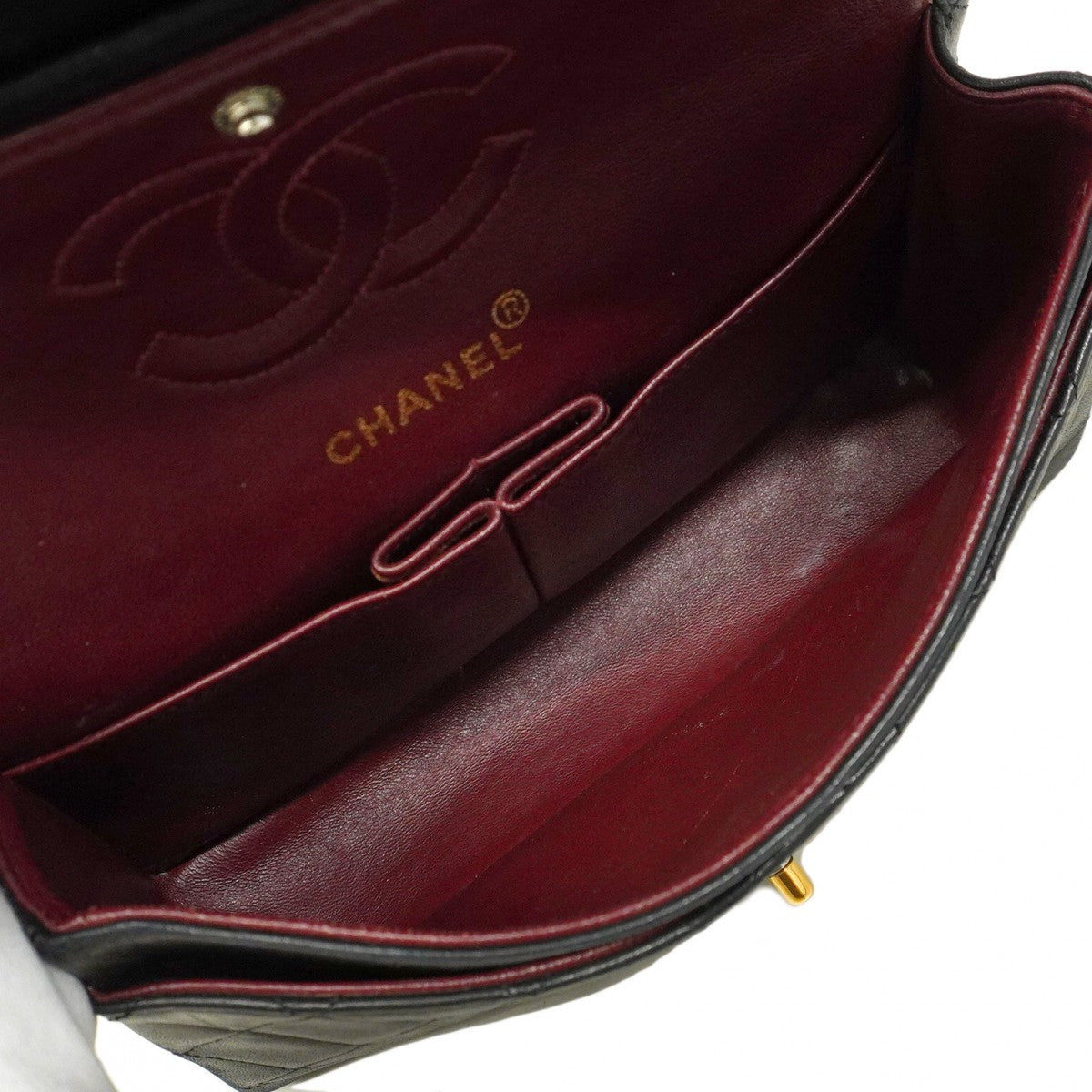 【5ia0327】シャネル ショルダーバッグ マトラッセ Wフラップ Wチェーン ラムスキン ブラック ゴールド金具【中古】レディース