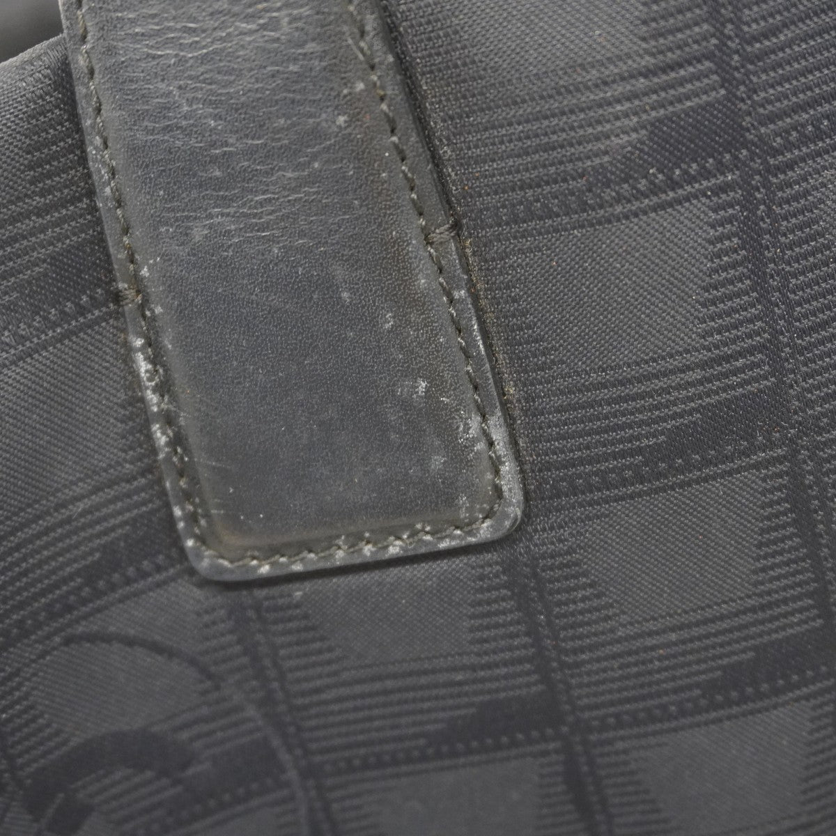 【5ia0375】シャネル トートバッグ ニュートラベル ナイロン ブラック シャンパンゴールド金具【中古】レディース