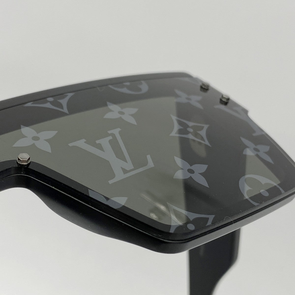 【5ib2356】ルイヴィトン サングラス サングラス LVワイメアL Z1583E ブラック【中古】メンズ