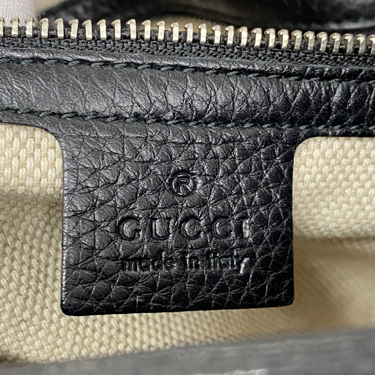 【5ic2793】グッチ ショルダーバッグ ソーホー 308982 レザー ブラック シルバー金具【中古】レディース