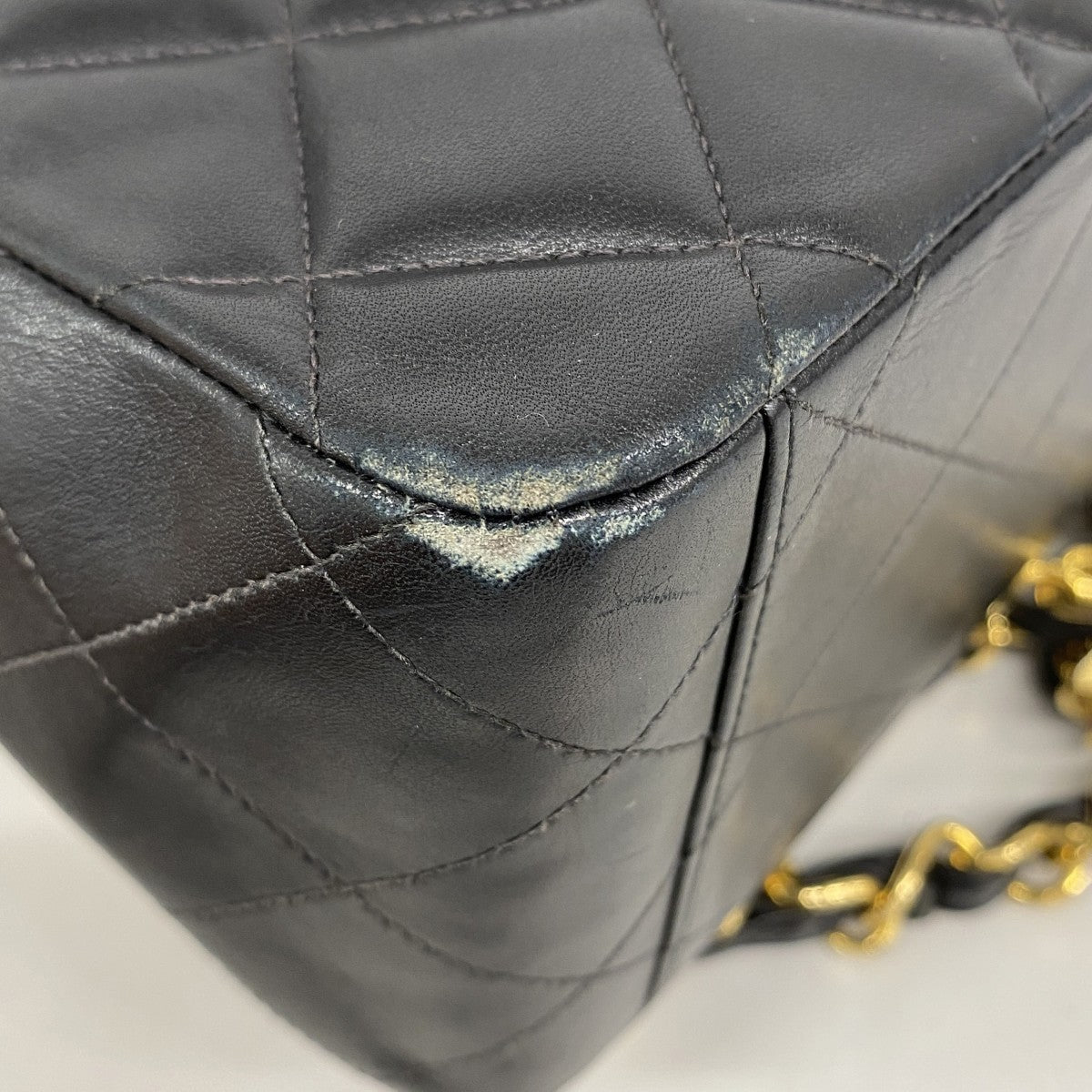 【5ic3705】シャネル ショルダーバッグ デカマトラッセ Wチェーン ラムスキン ブラック ゴールド金具【中古】レディース