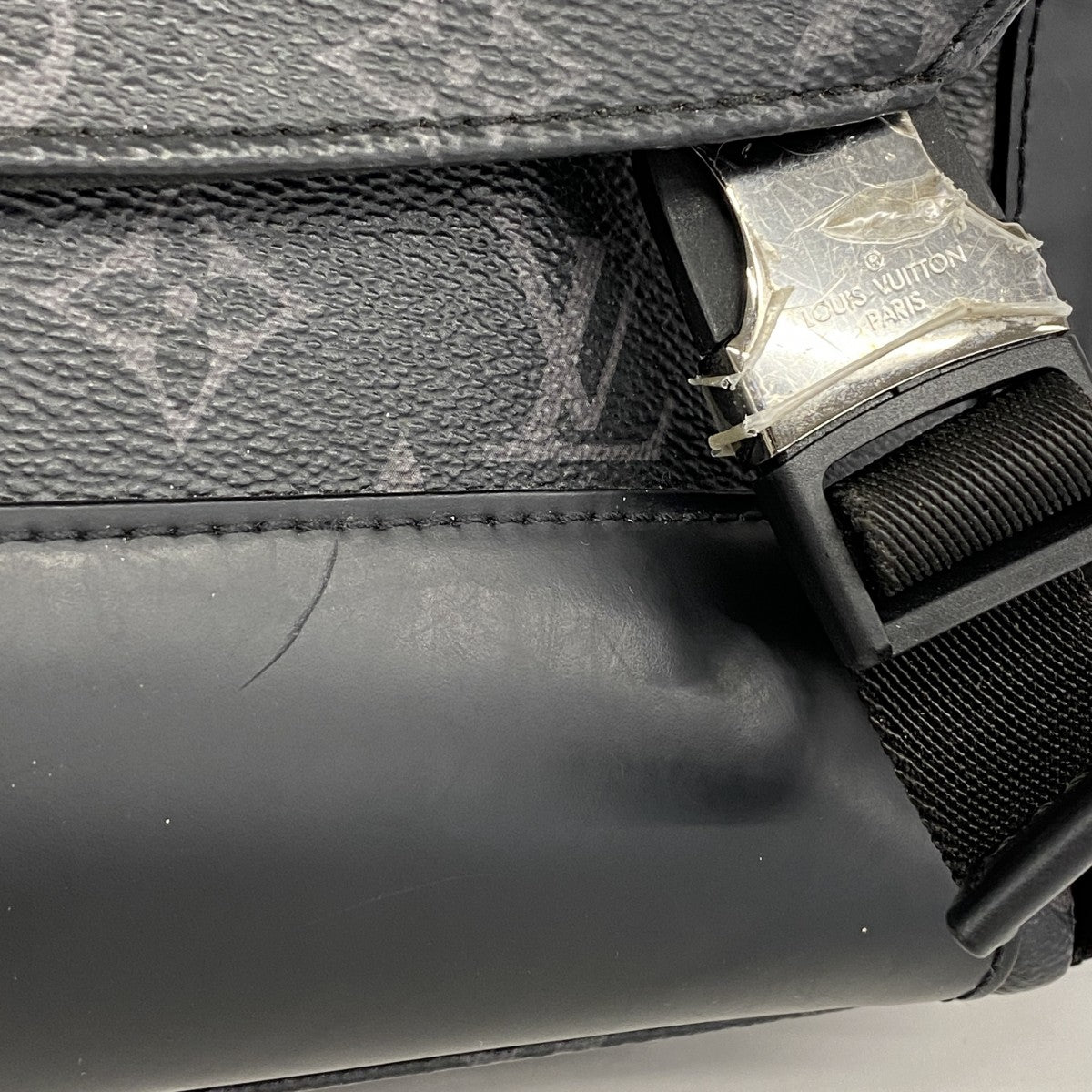 【5ie5847】ルイヴィトン ショルダーバッグ モノグラム・エクリプス メッセンジャーヴォワヤージュPM M40511 ブラック【中古】メンズ
