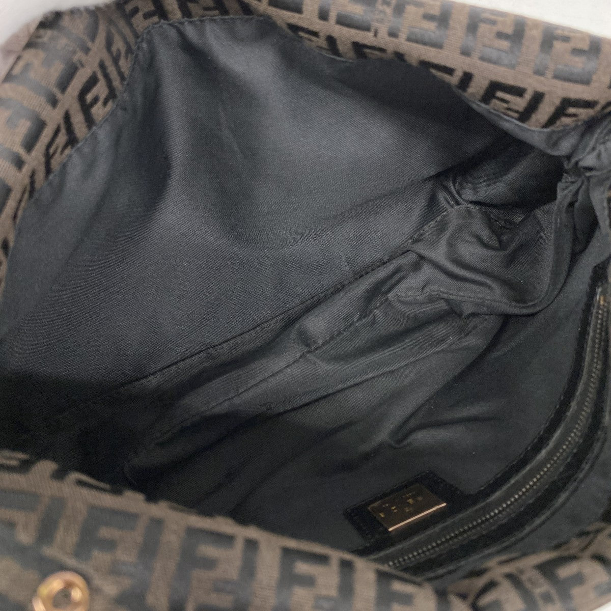 【5ie5851】フェンディ ショルダーバッグ ズッキーノ ナイロンキャンバス ブラウン ブラック ピンクゴールド金具【中古】レディース