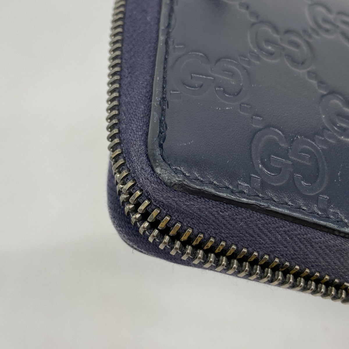 【5mb1658】グッチ 長財布 グッチシマ 307987 レザー ネイビー シルバー金具【中古】メンズ