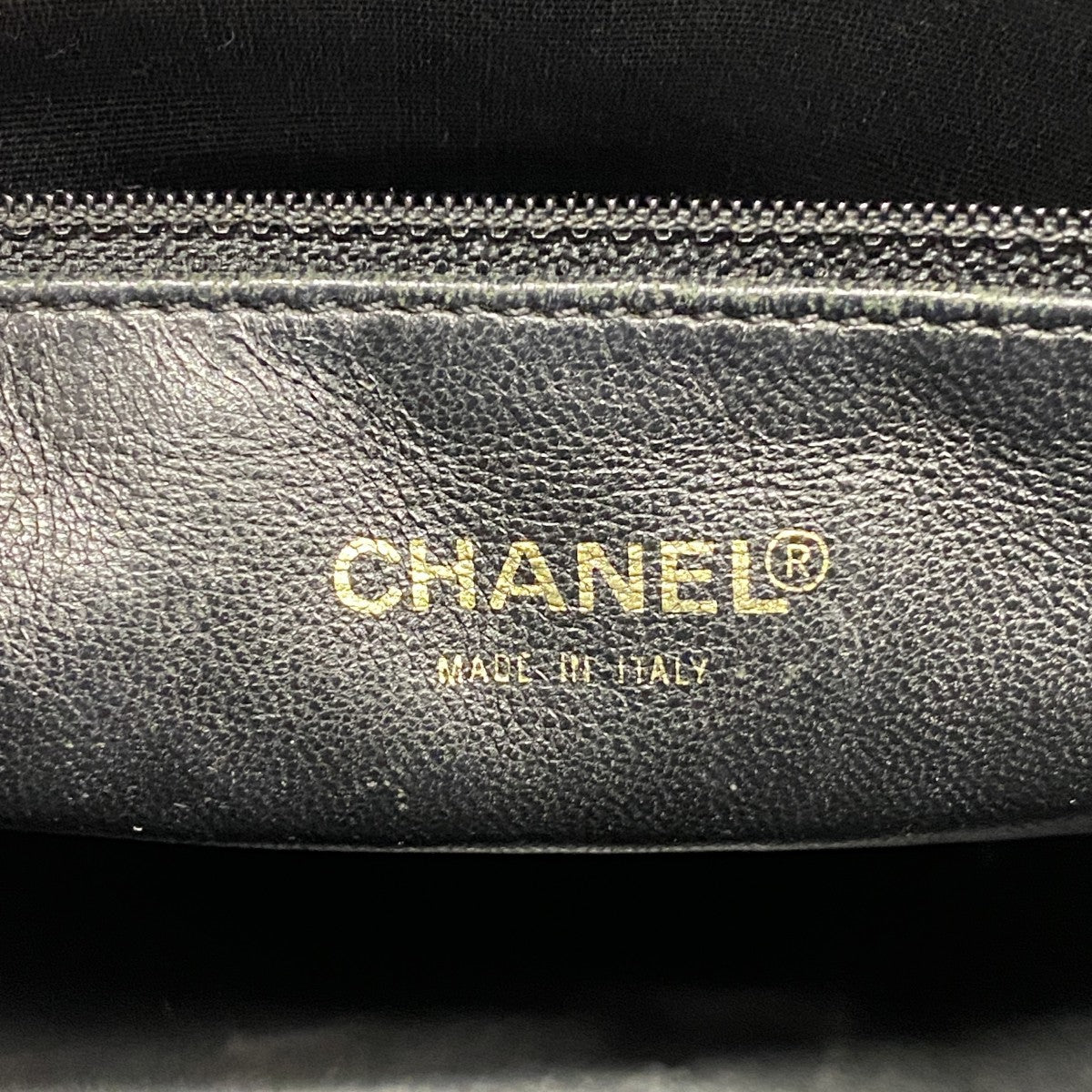 【5mb1761】シャネル トートバッグ 復刻トート キャビアスキン ブラック ゴールド金具【中古】レディース