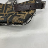 【5me5680】フェンディ ショルダーバッグ ズッカ ナイロンキャンバス ブラウン シルバー金具【中古】レディース